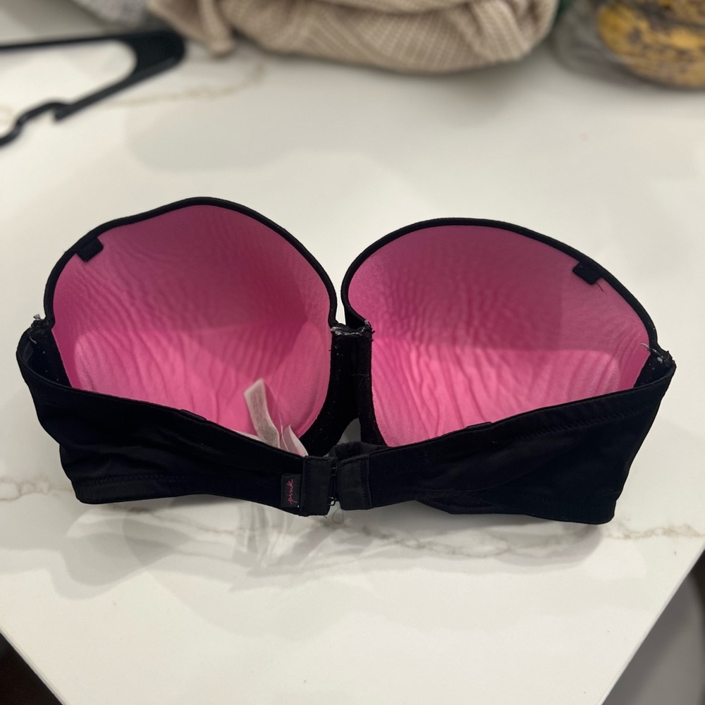 Victoria Secret Bra - Picture 2 of 3